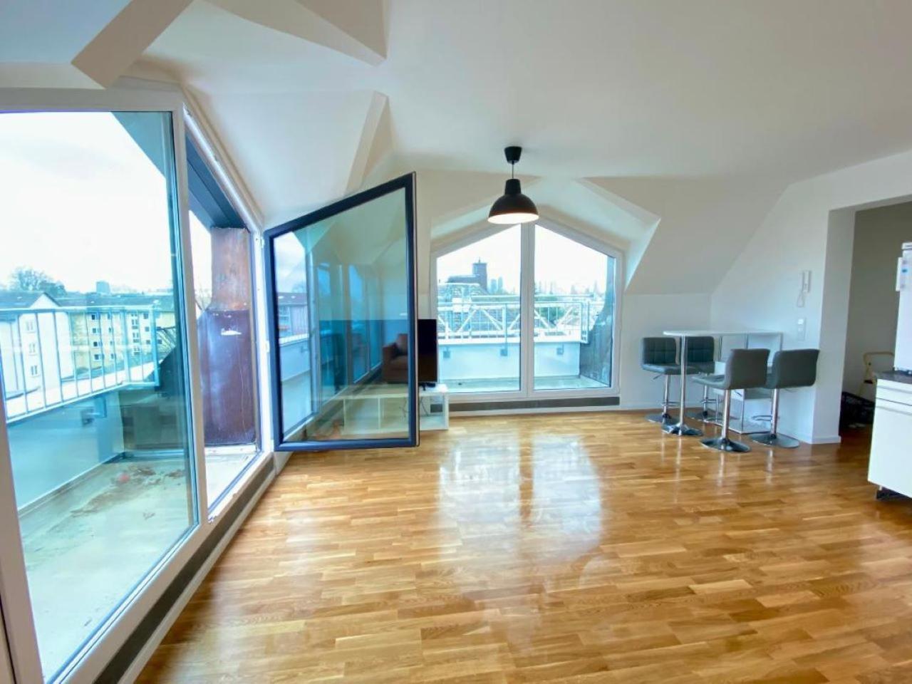 Schoenes Erwachen Im Frankfurter Penthouse Frankfurt nad Mohanem Exteriér fotografie